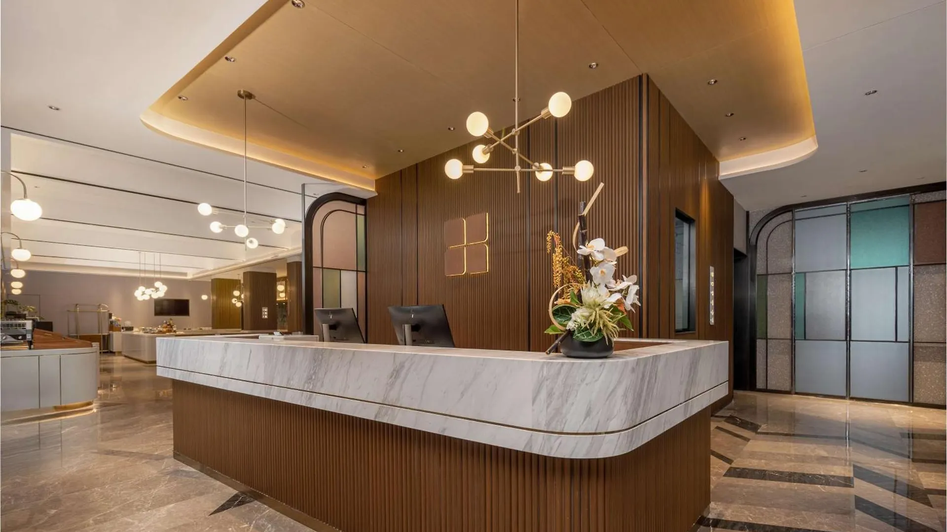 Hilton Garden Inn Shanghai Caoyang 4*,